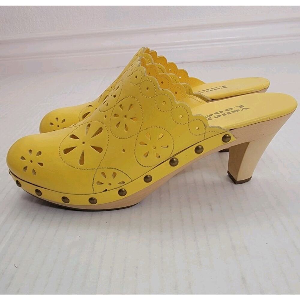 Valley Lane Clog 8.5 Yellow Leather Studs Wedge Boho Hippie Penny Lane Festival